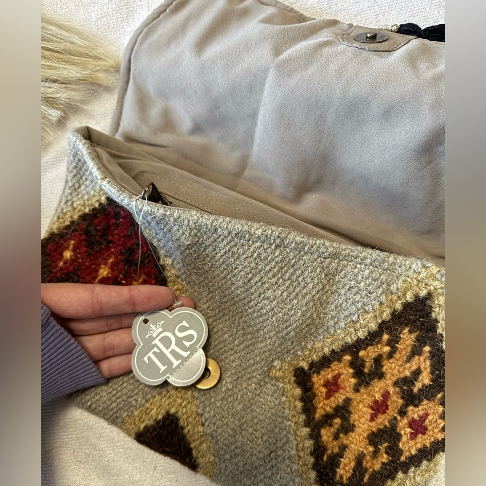 Handbag - Picture 4 of 4